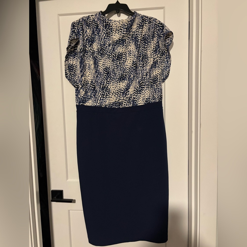 Woman’s Express Navy and Cream Long Sleeve Dress XL like new